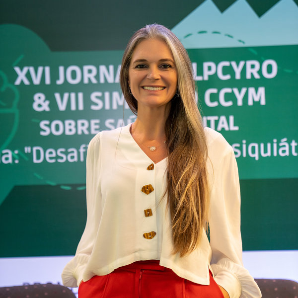 Retrato de Claudia Dambrós Martins